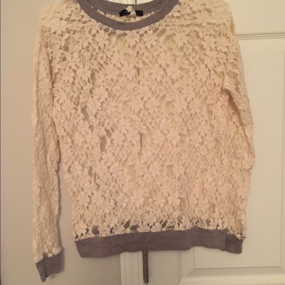 Long sleeve lace shirt
